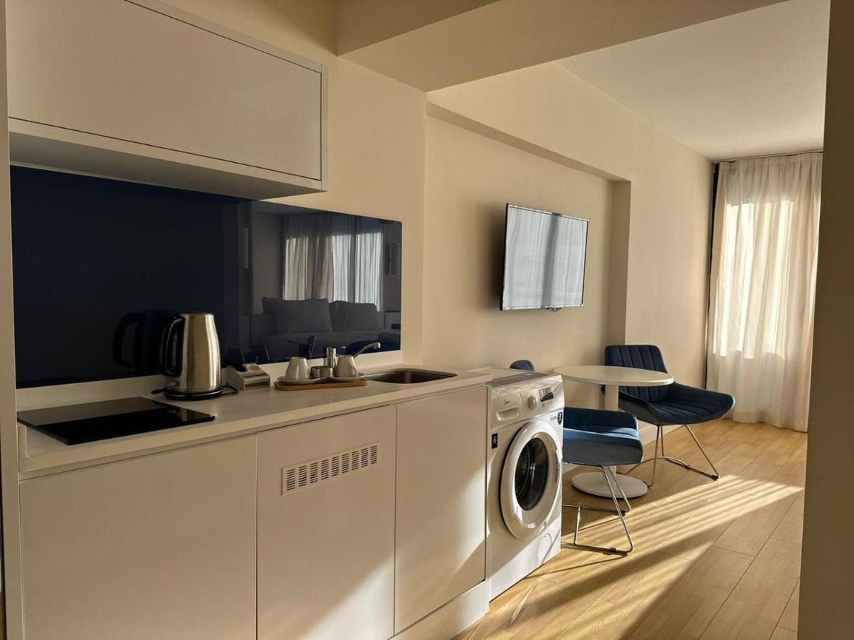 Orbi City Amazing Apartments Батуми Екстериор снимка