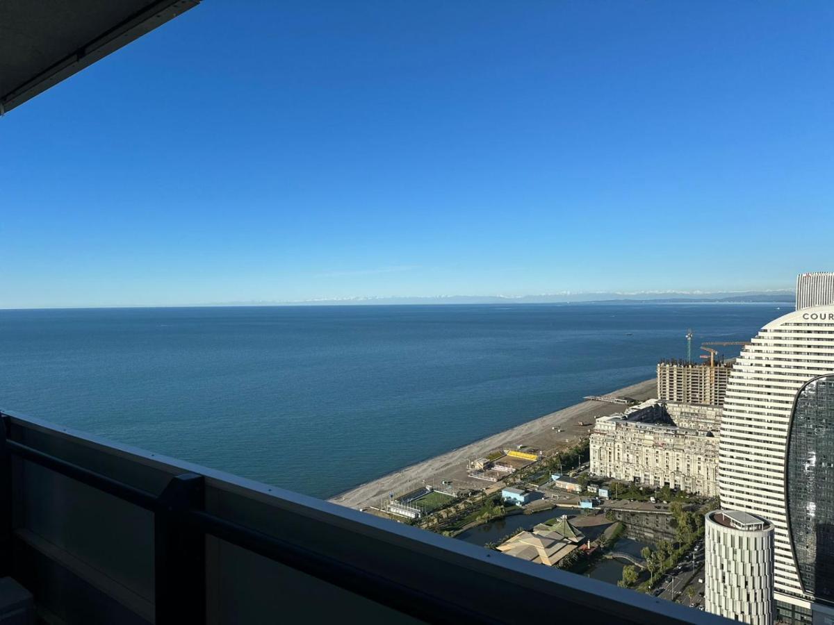 Orbi City Amazing Apartments Батуми Екстериор снимка